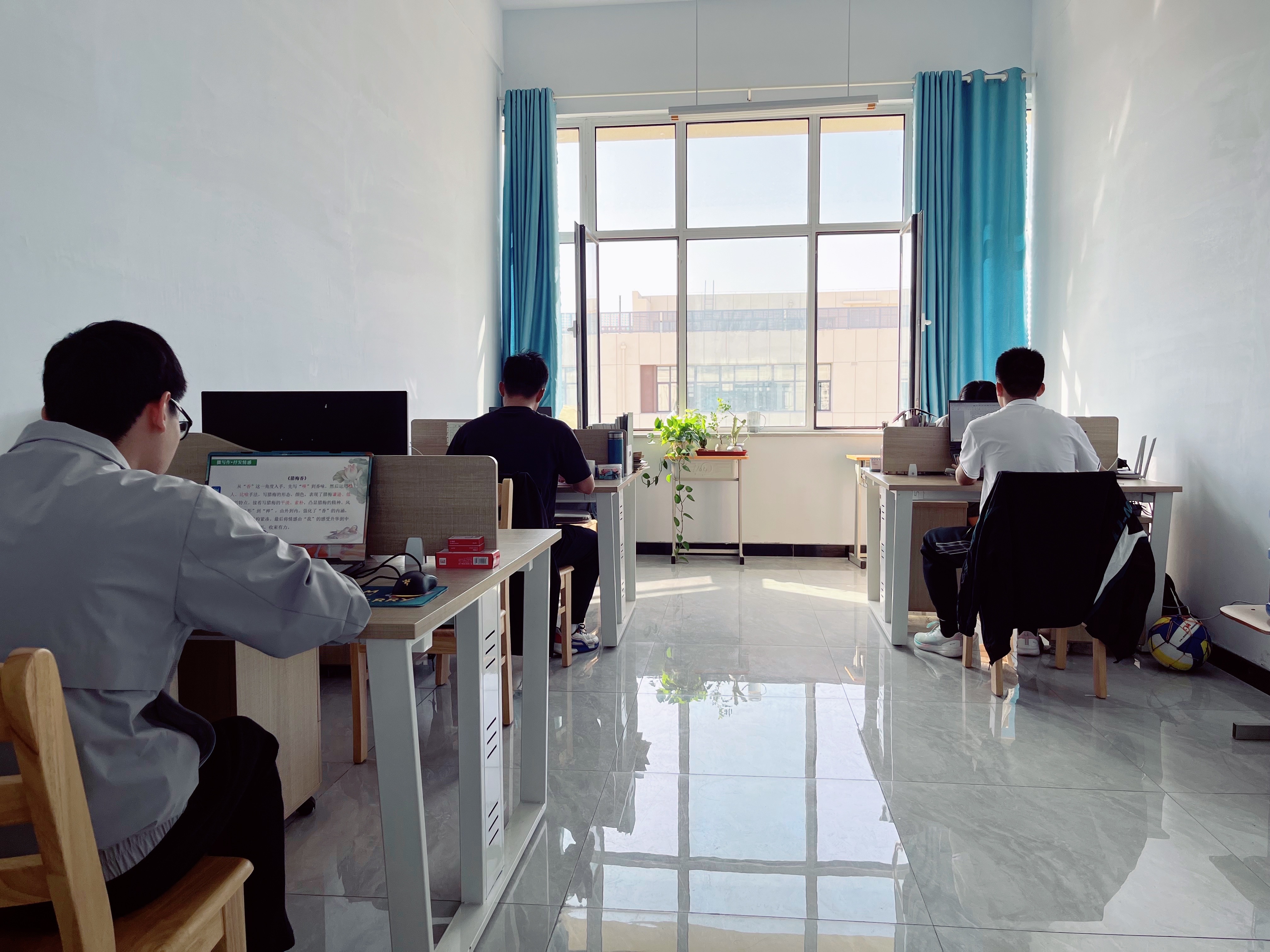 少妇被又大又粗又爽久久