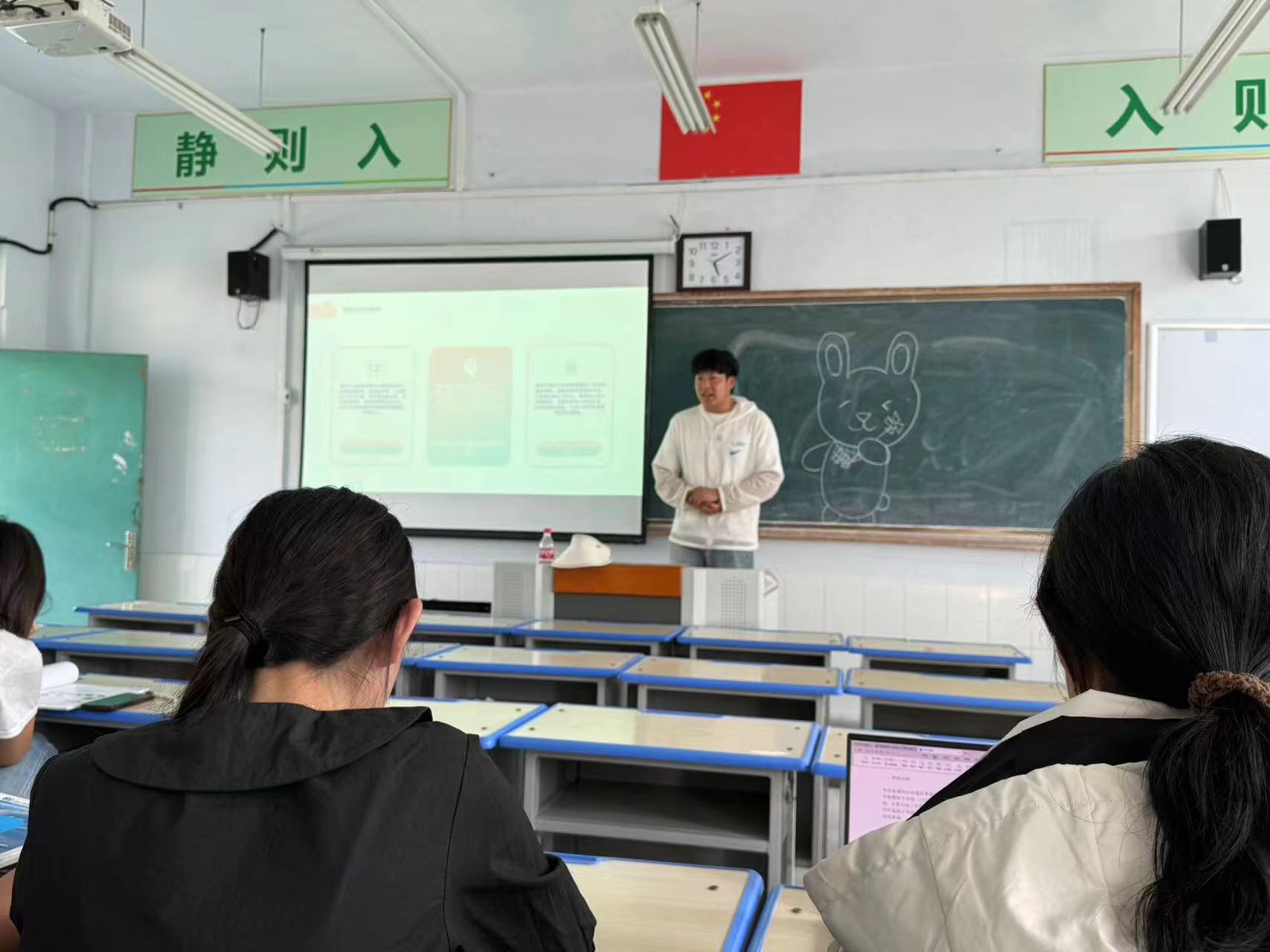 少妇被又大又粗又爽久久