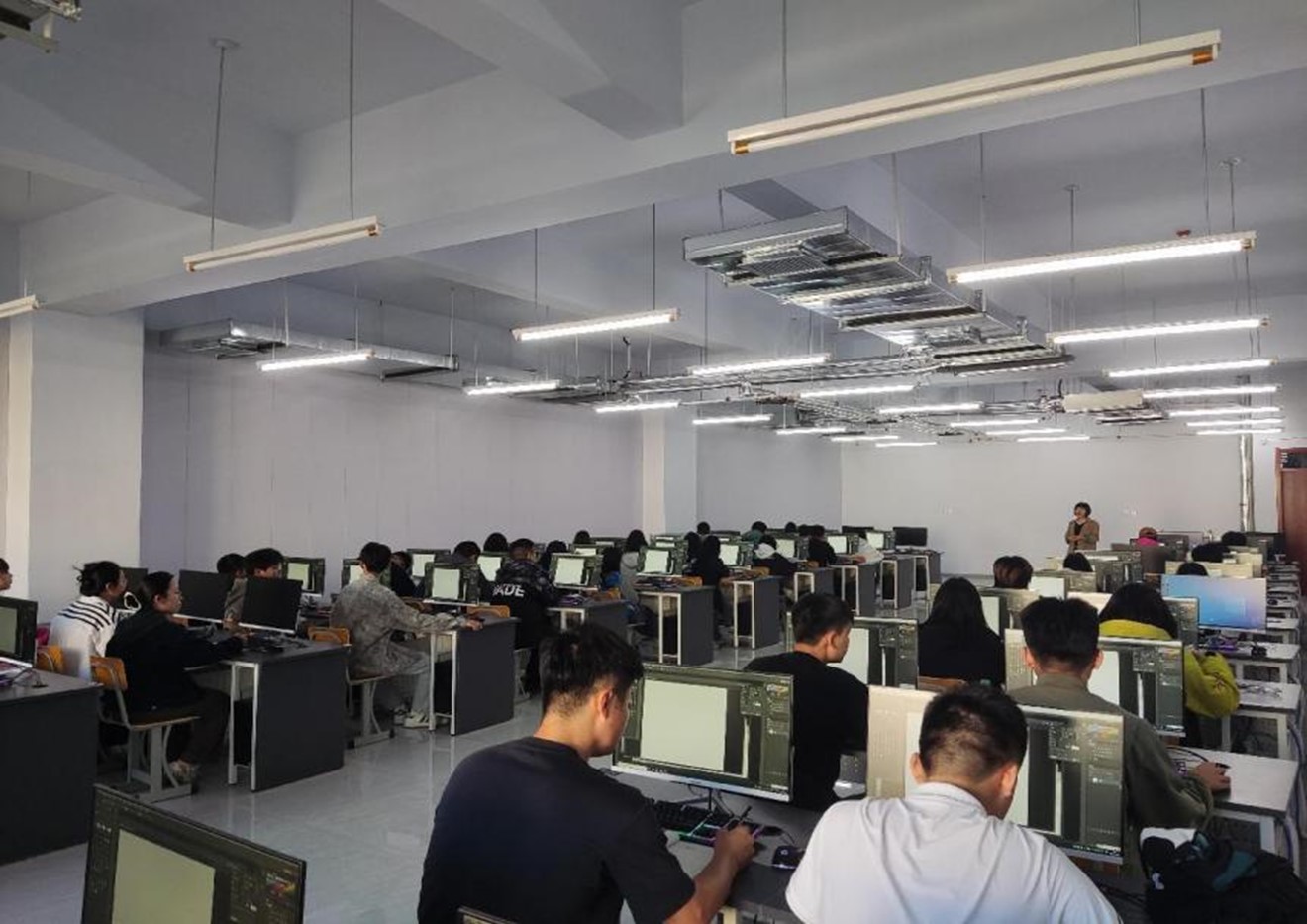 少妇被又大又粗又爽久久