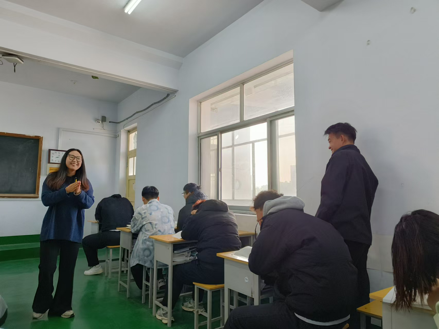 少妇被又大又粗又爽久久