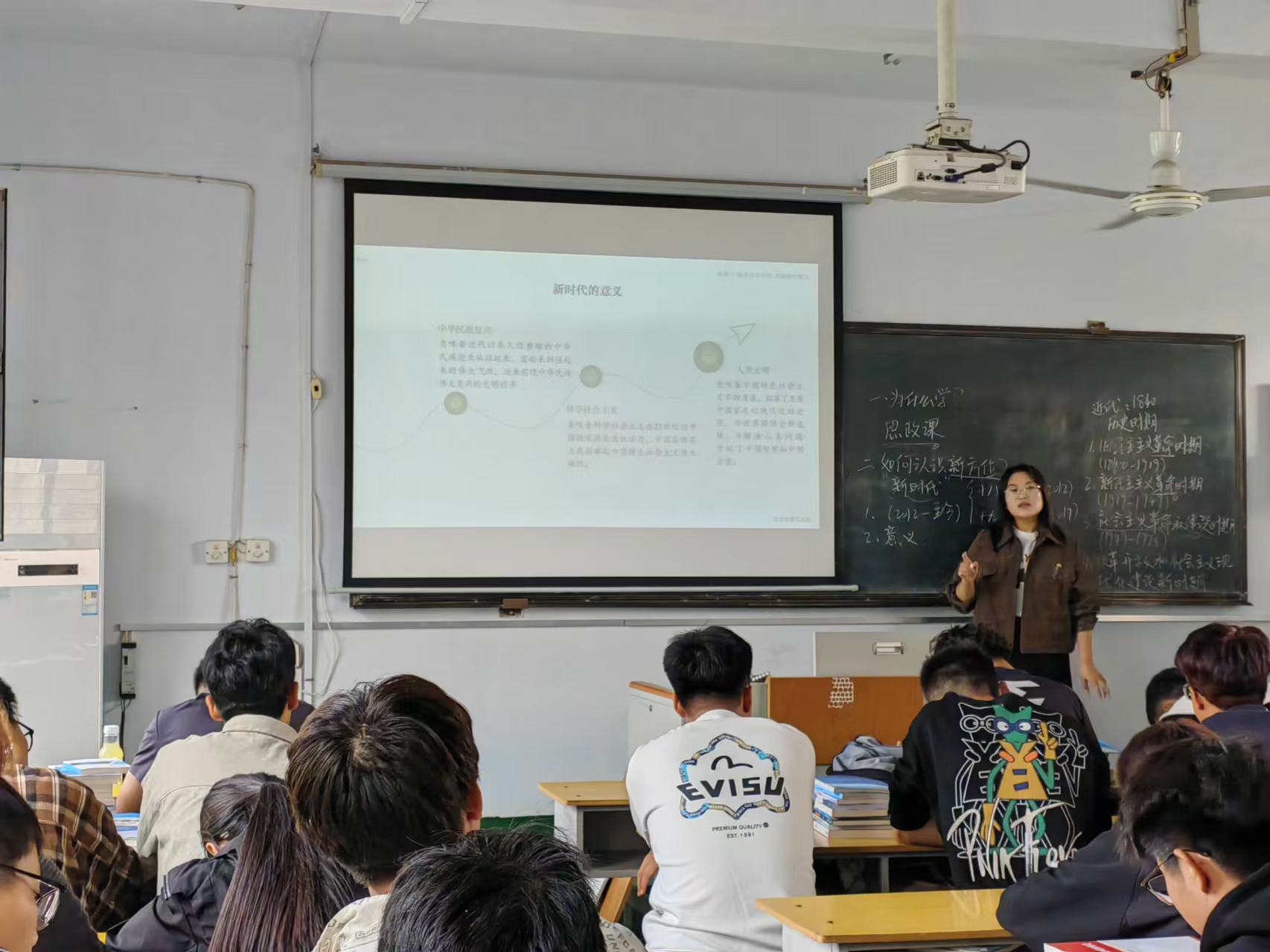 少妇被又大又粗又爽久久