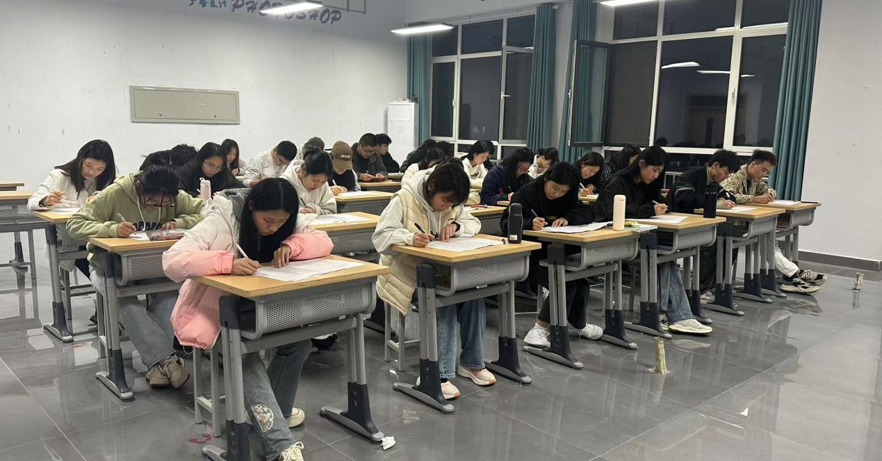 少妇被又大又粗又爽久久