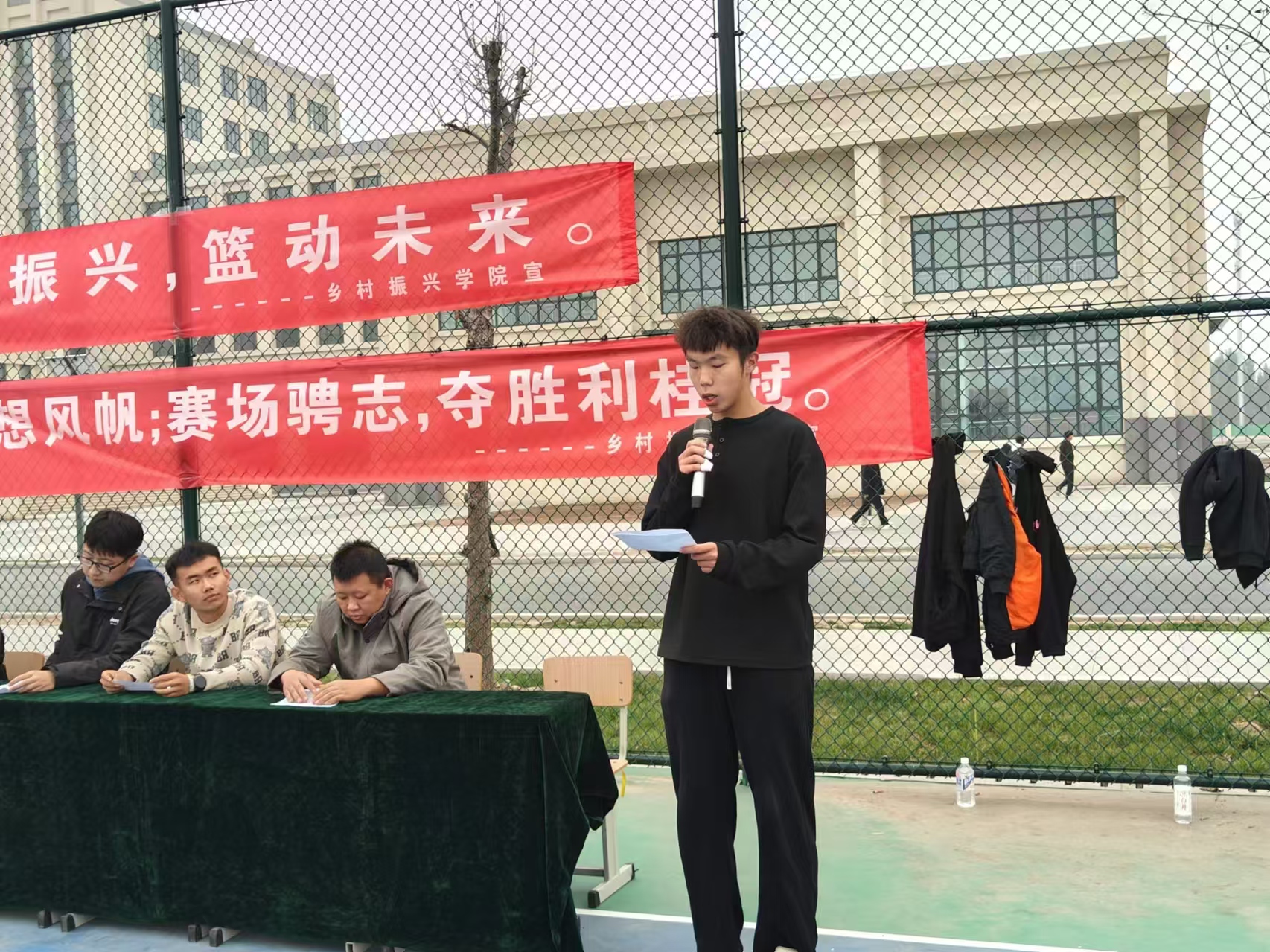 少妇被又大又粗又爽久久