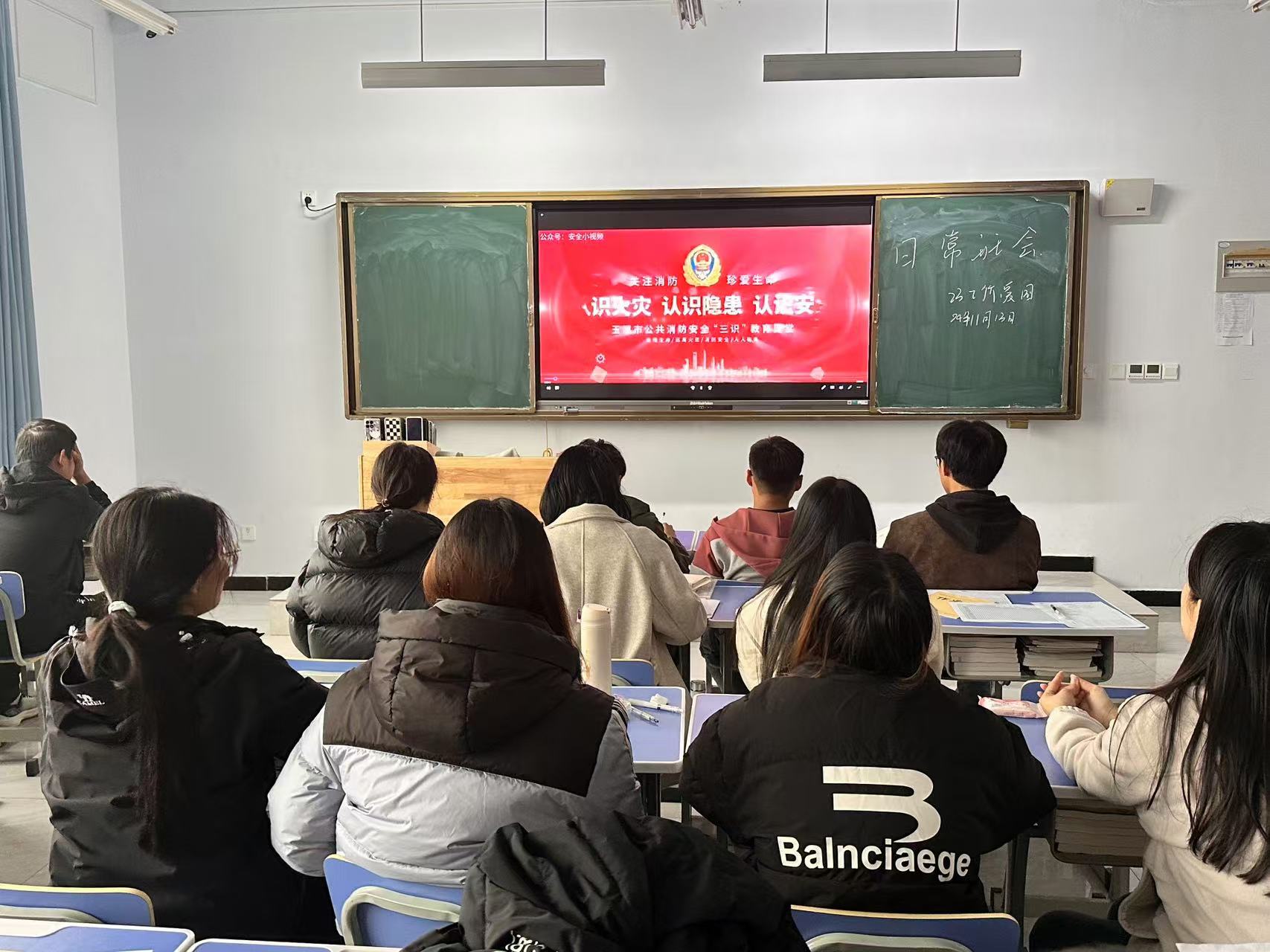 少妇被又大又粗又爽久久