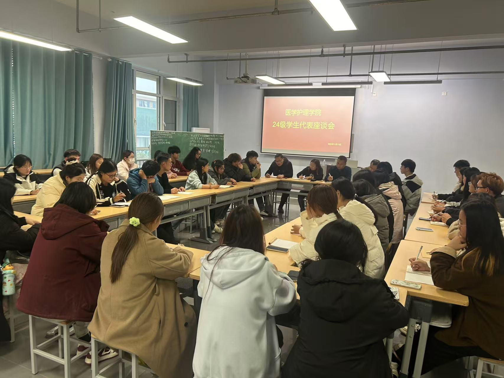 少妇被又大又粗又爽久久