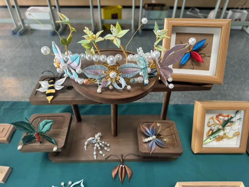 少妇被又大又粗又爽久久