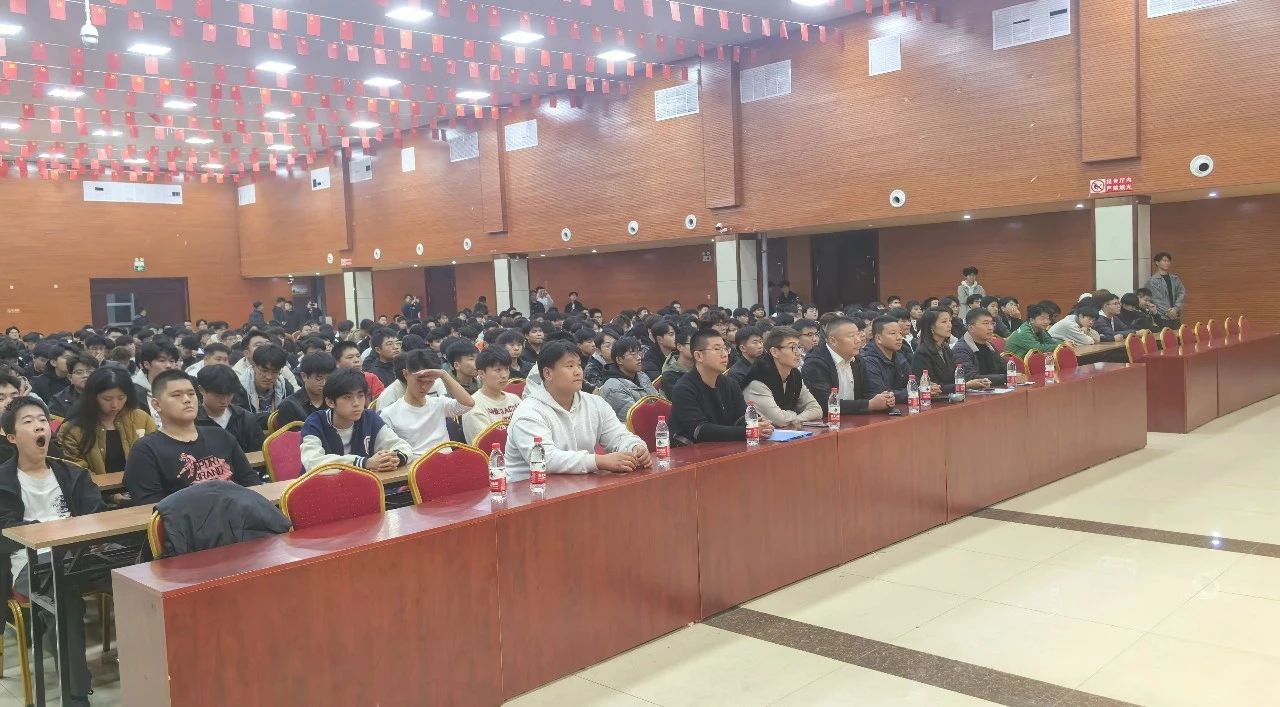 少妇被又大又粗又爽久久