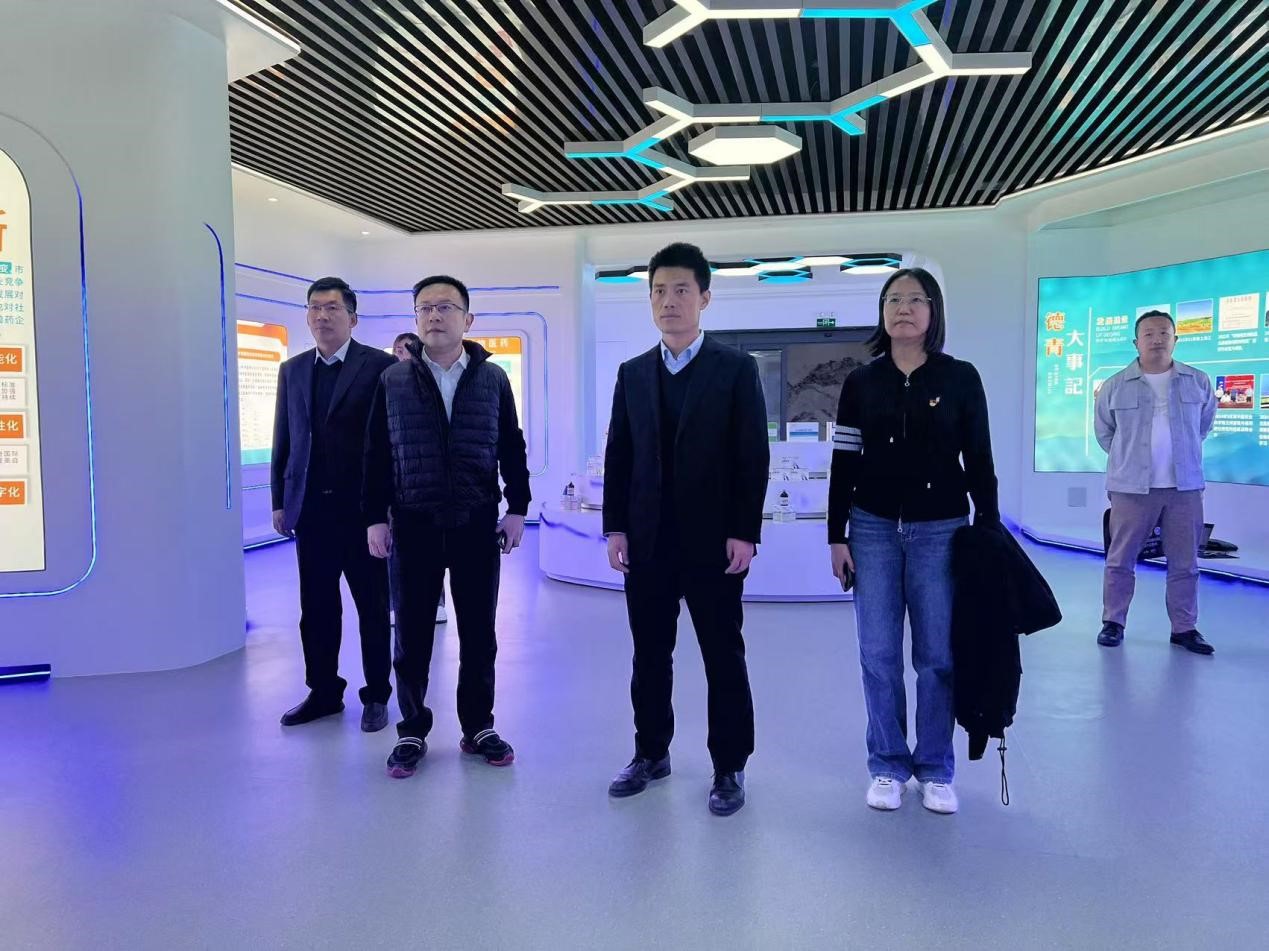 少妇被又大又粗又爽久久