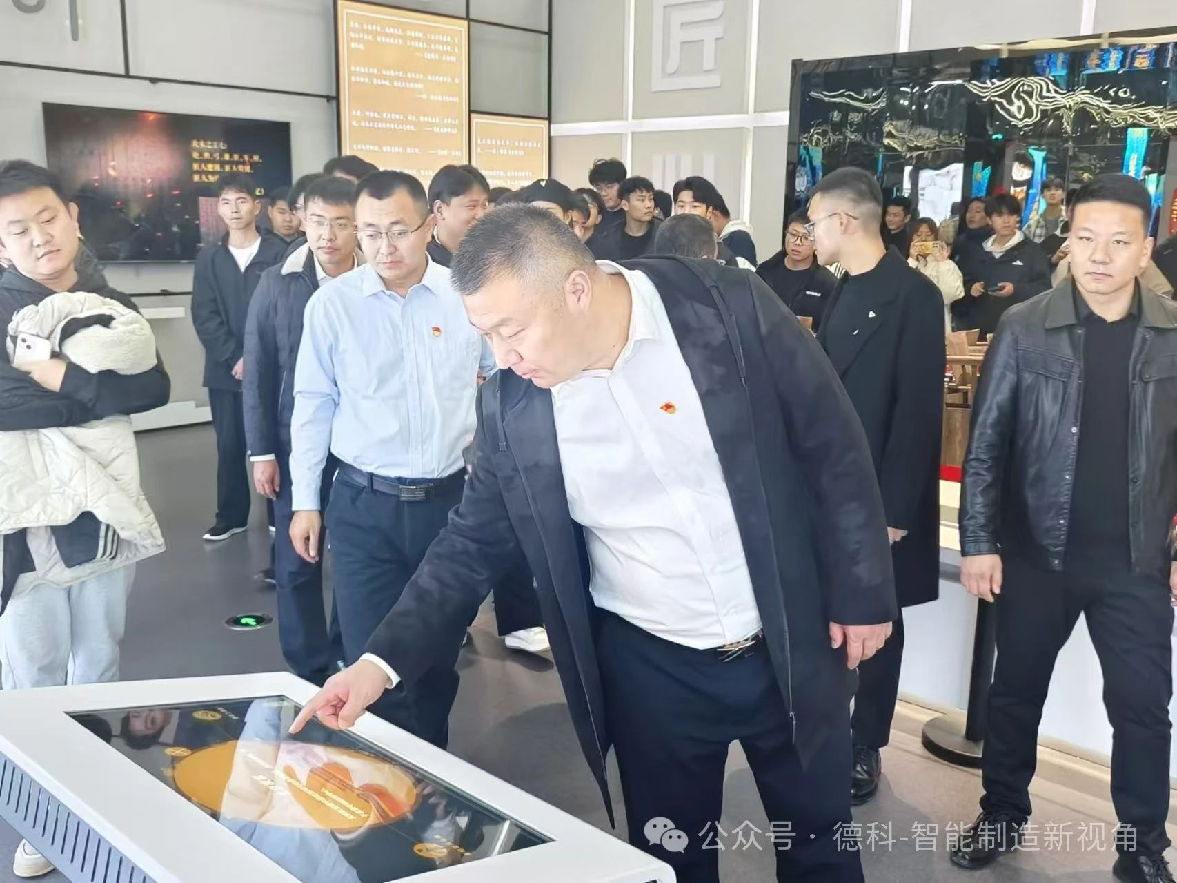 少妇被又大又粗又爽久久