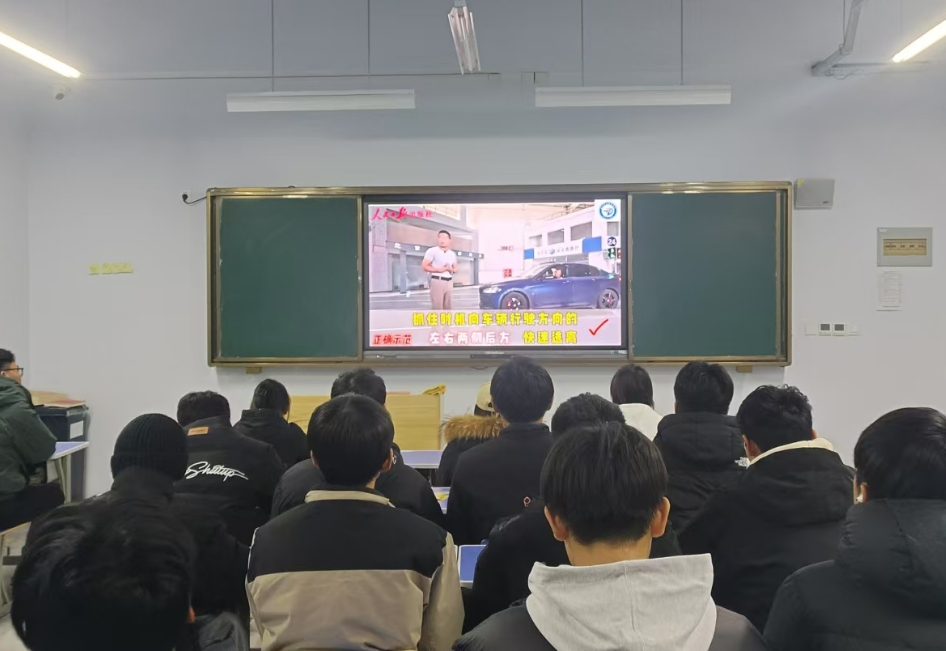 少妇被又大又粗又爽久久