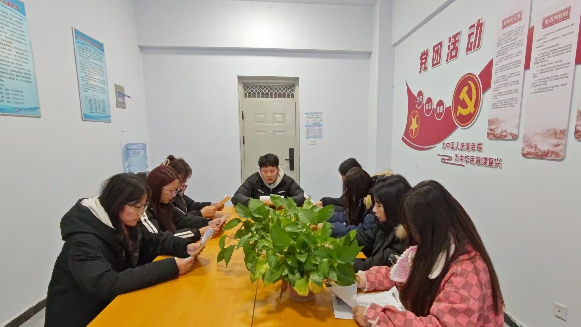 少妇被又大又粗又爽久久