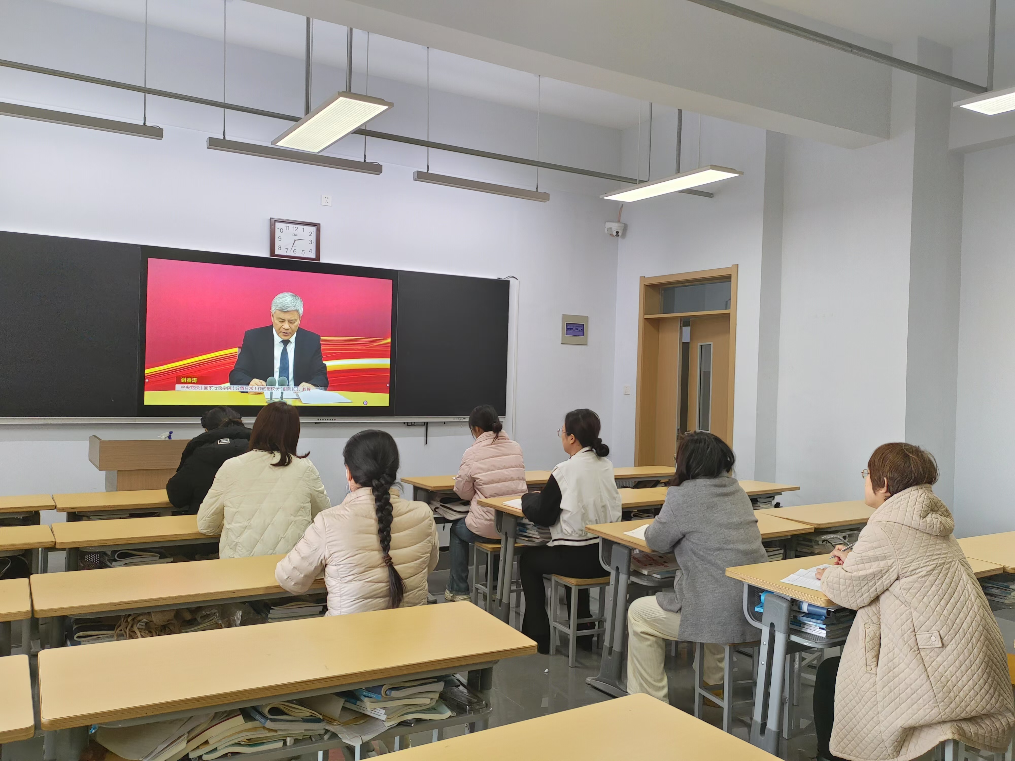 少妇被又大又粗又爽久久