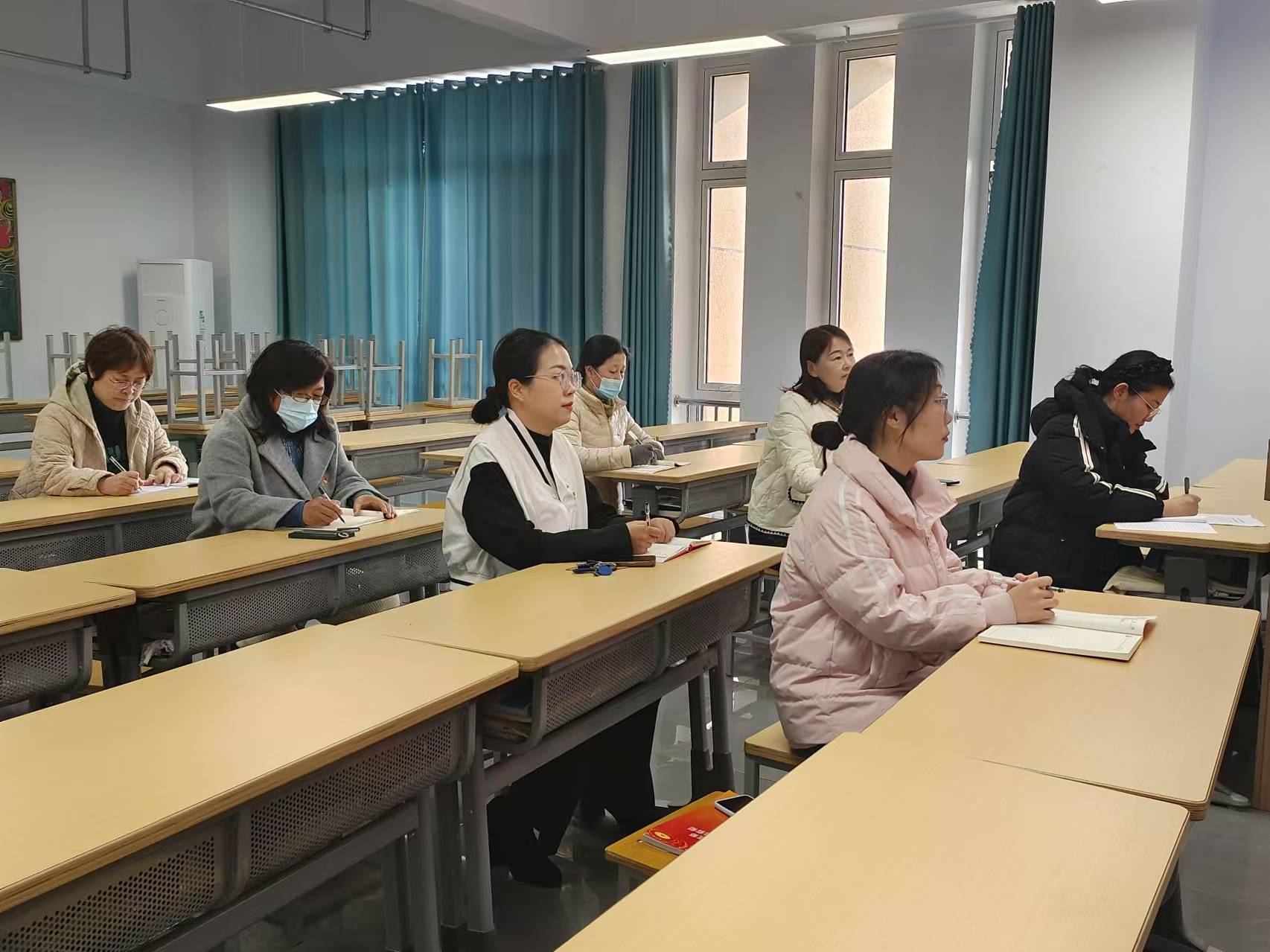 少妇被又大又粗又爽久久