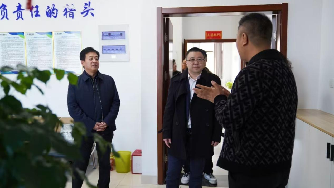 少妇被又大又粗又爽久久