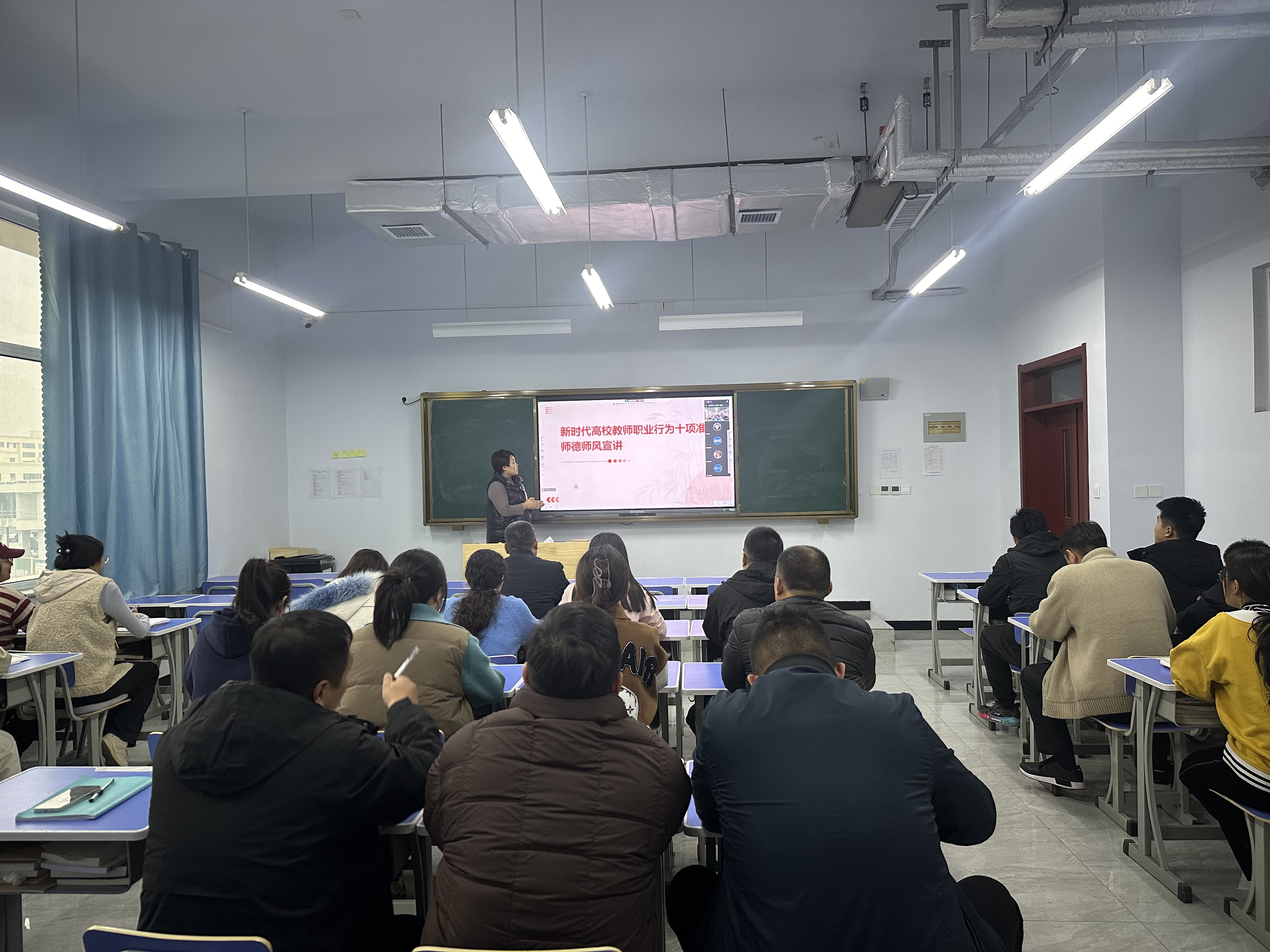 少妇被又大又粗又爽久久