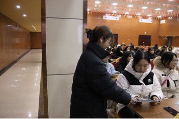 少妇被又大又粗又爽久久