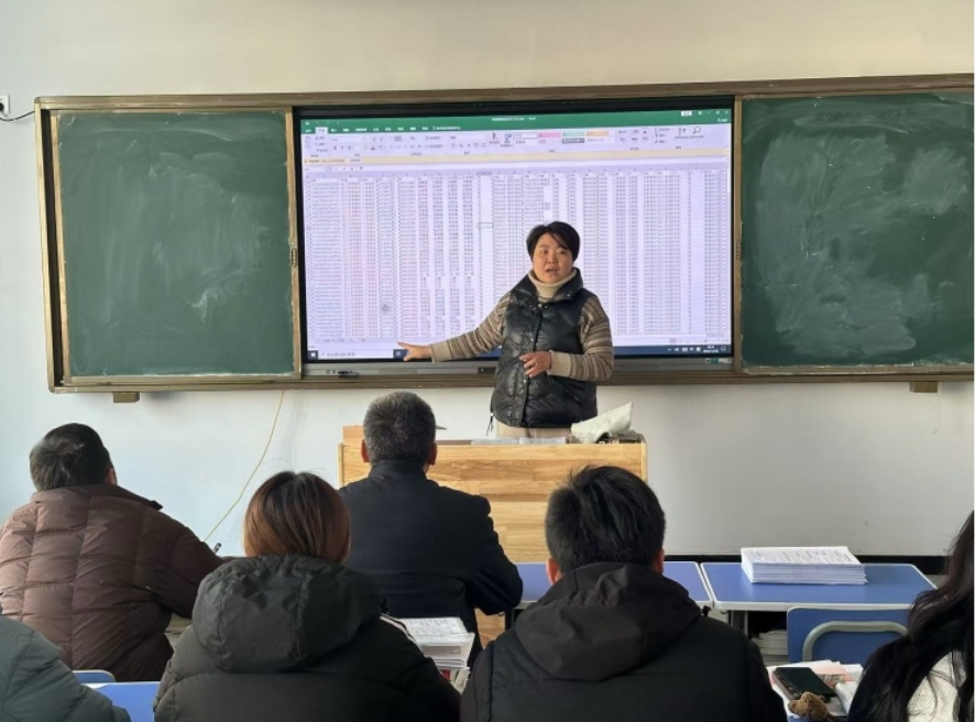 少妇被又大又粗又爽久久