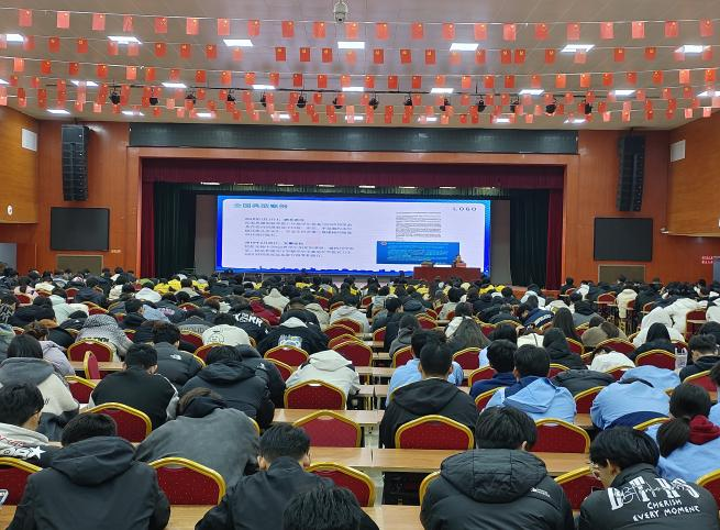 少妇被又大又粗又爽久久