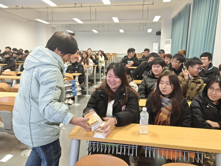 少妇被又大又粗又爽久久