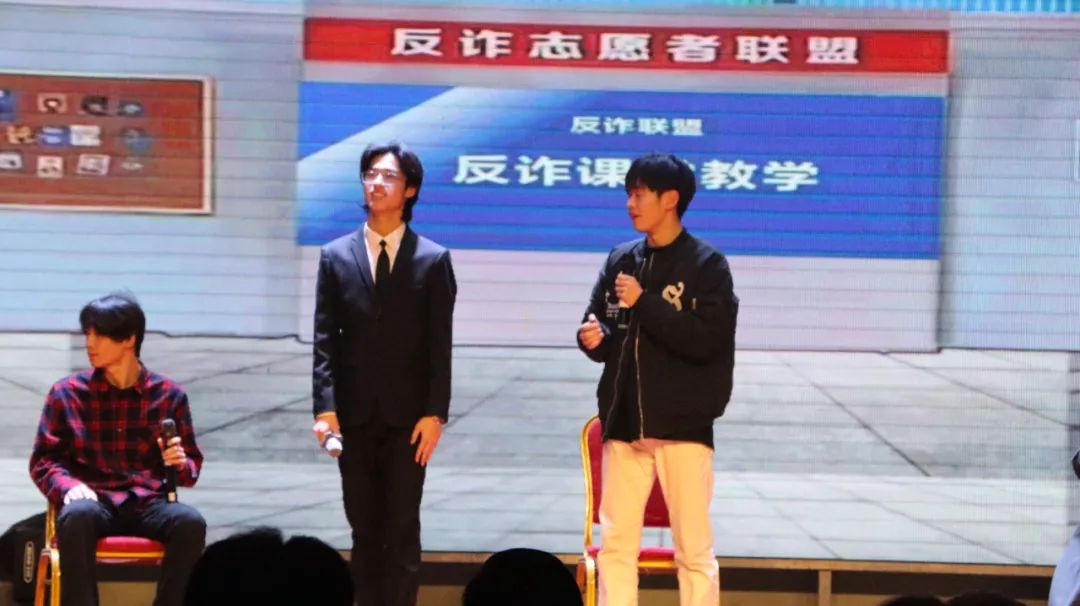 少妇被又大又粗又爽久久