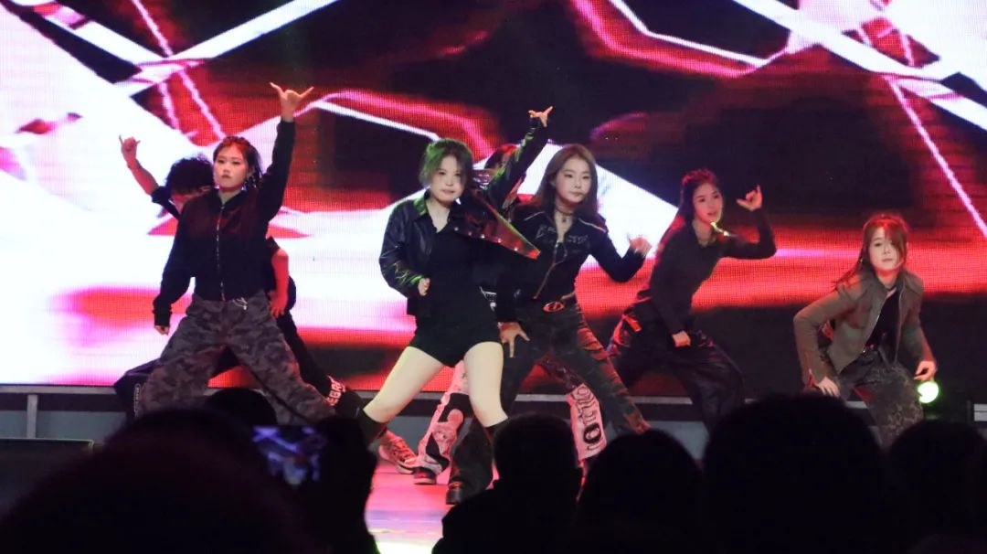 少妇被又大又粗又爽久久