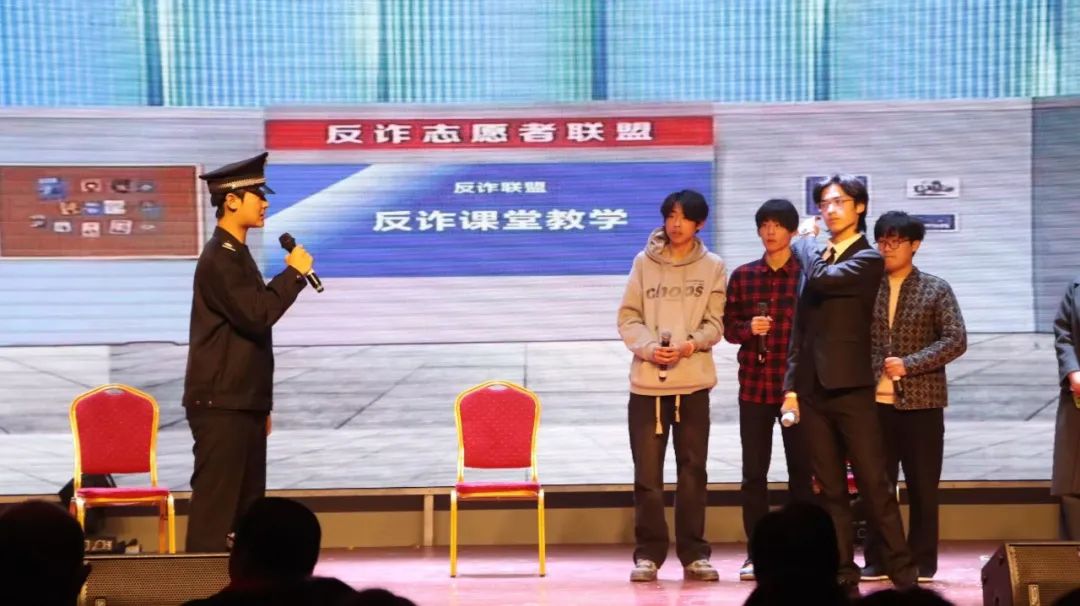 少妇被又大又粗又爽久久