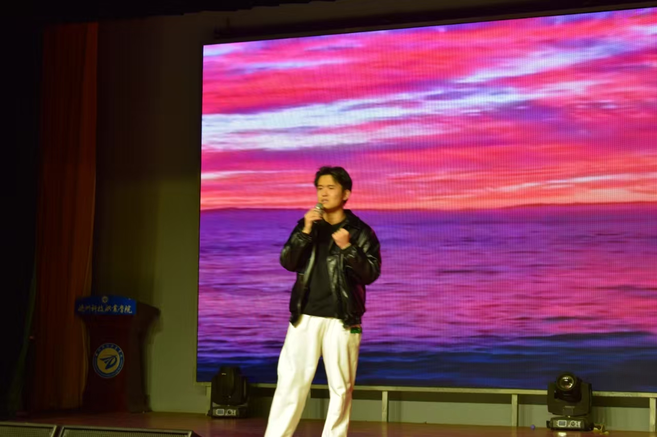 少妇被又大又粗又爽久久