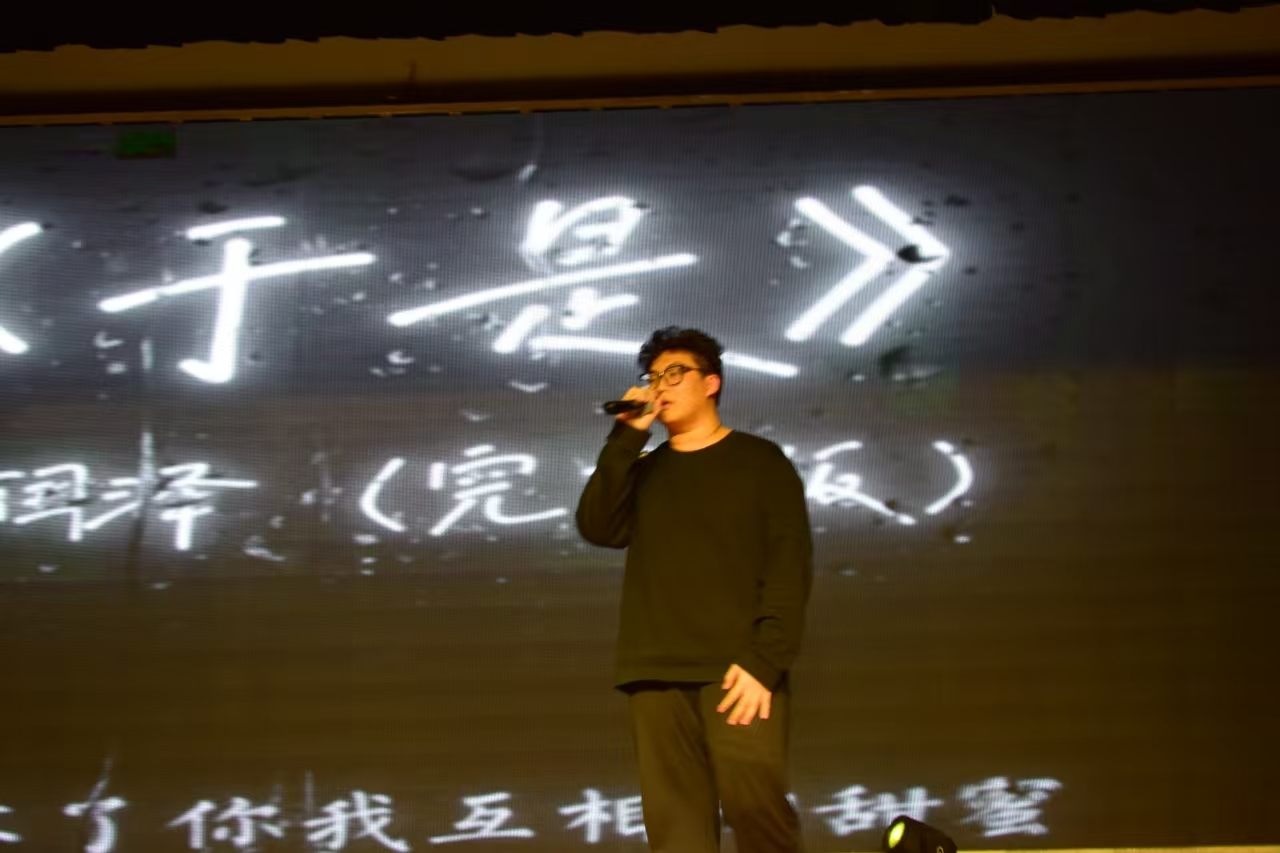 少妇被又大又粗又爽久久