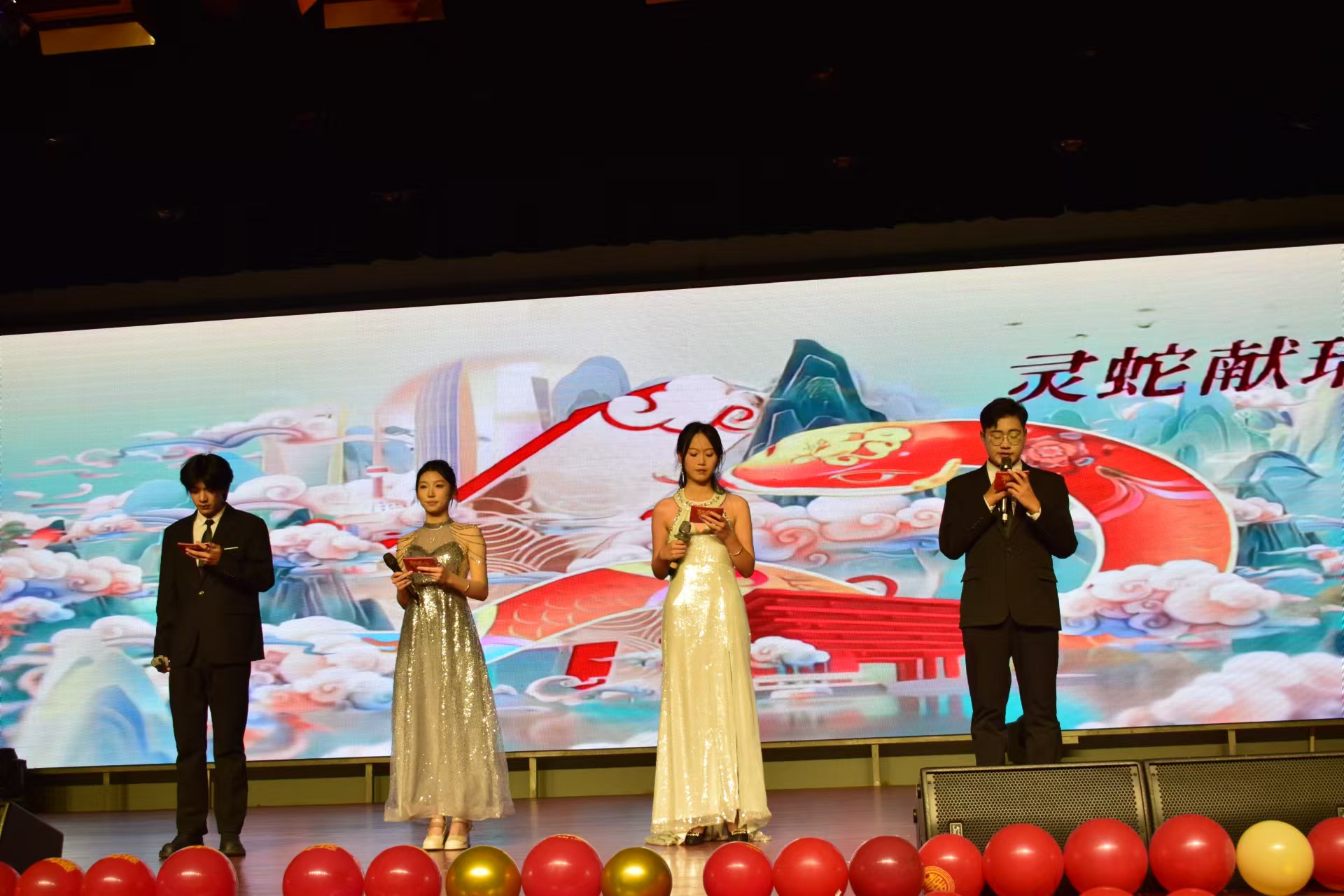 少妇被又大又粗又爽久久