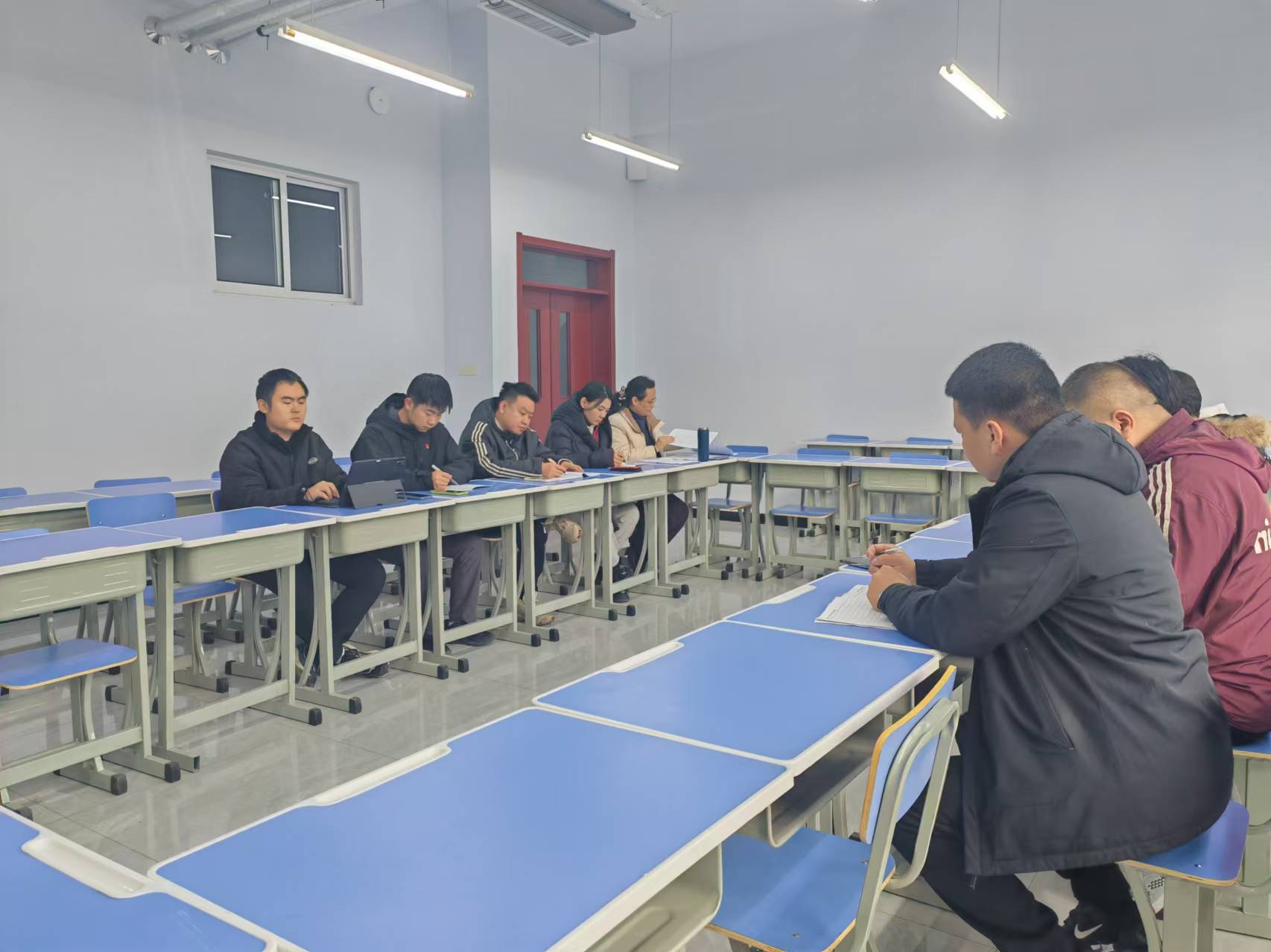 少妇被又大又粗又爽久久