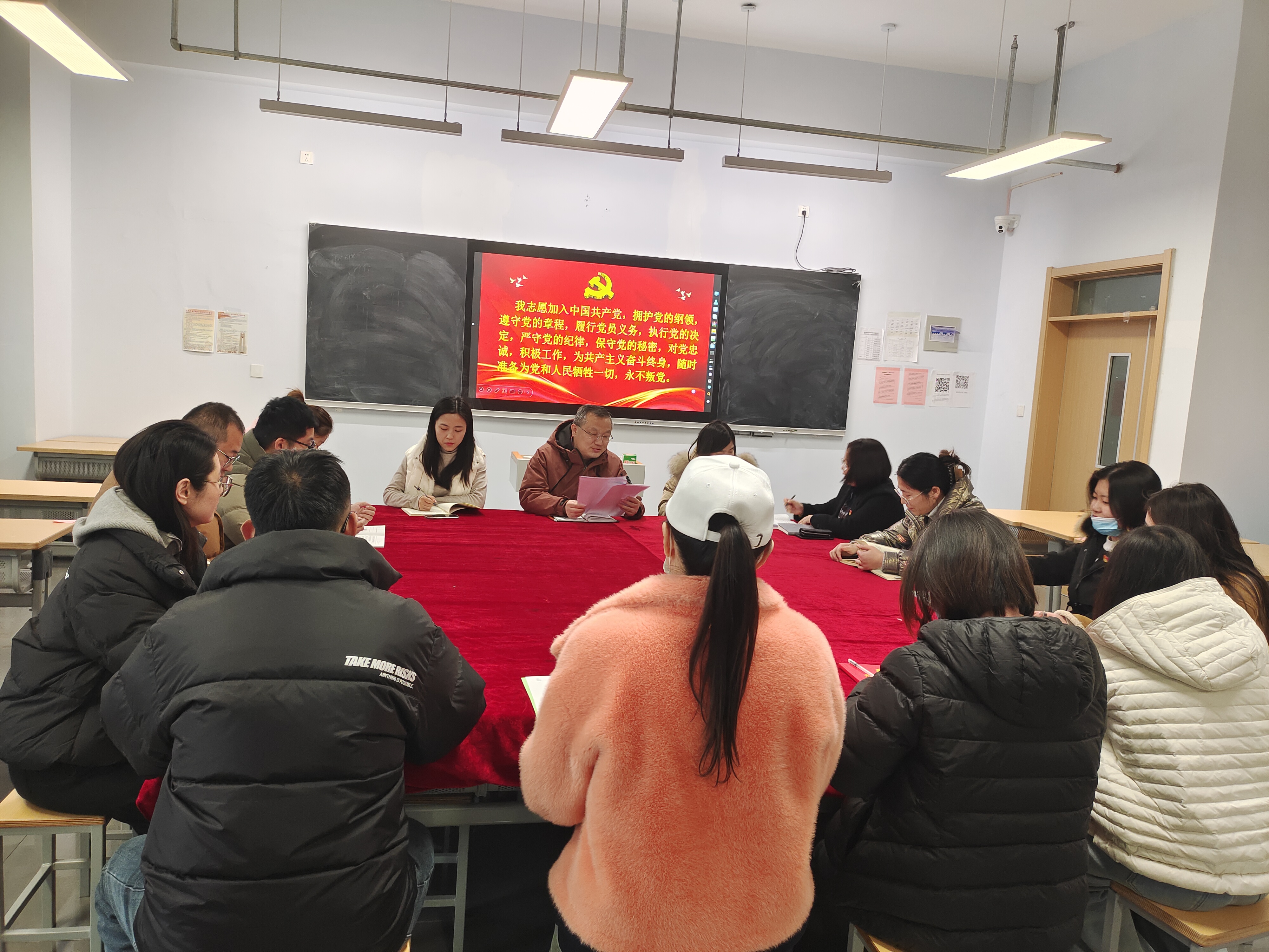 少妇被又大又粗又爽久久