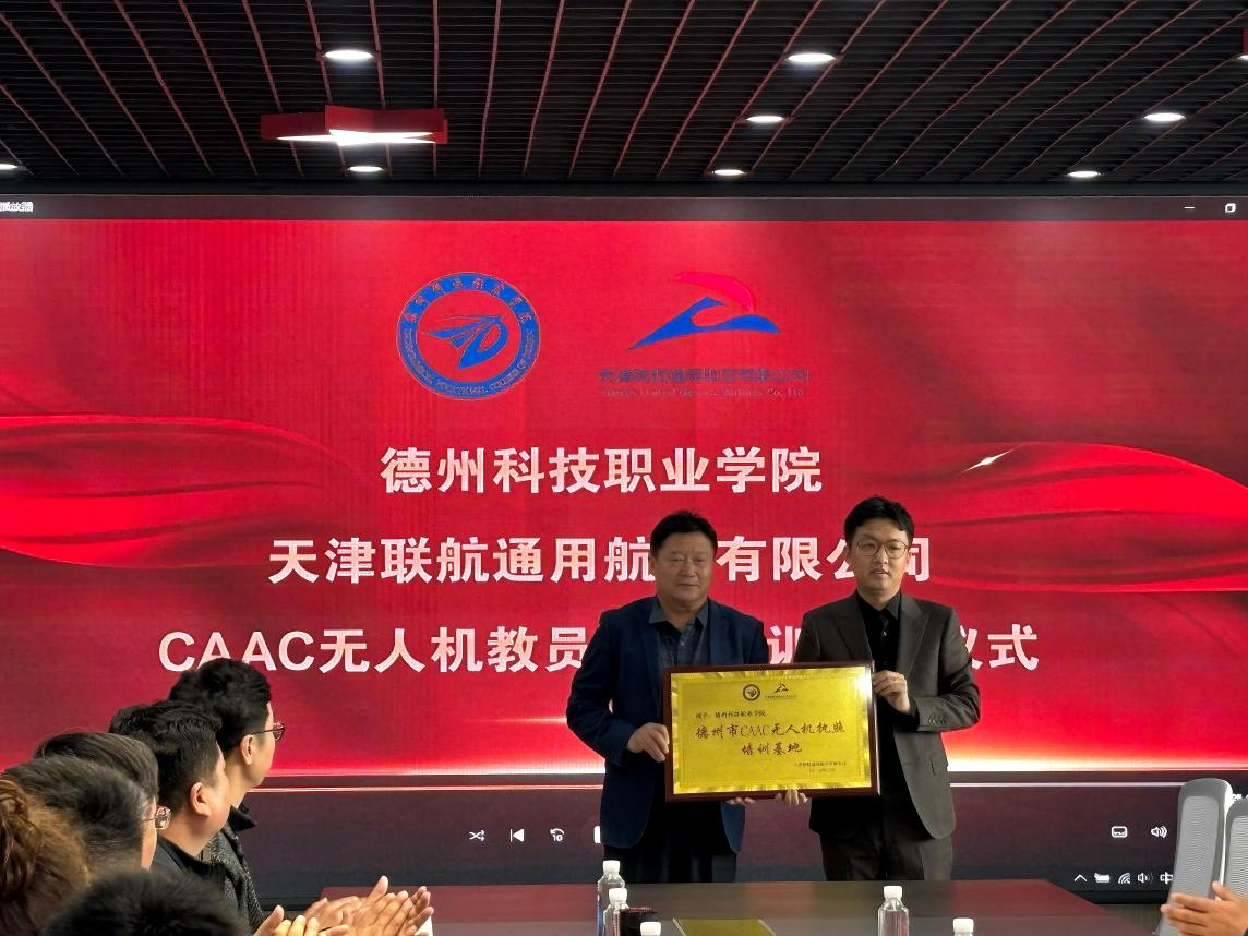 少妇被又大又粗又爽久久