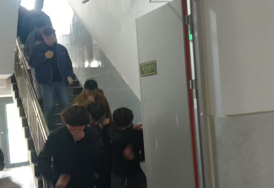 少妇被又大又粗又爽久久