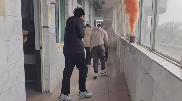 少妇被又大又粗又爽久久