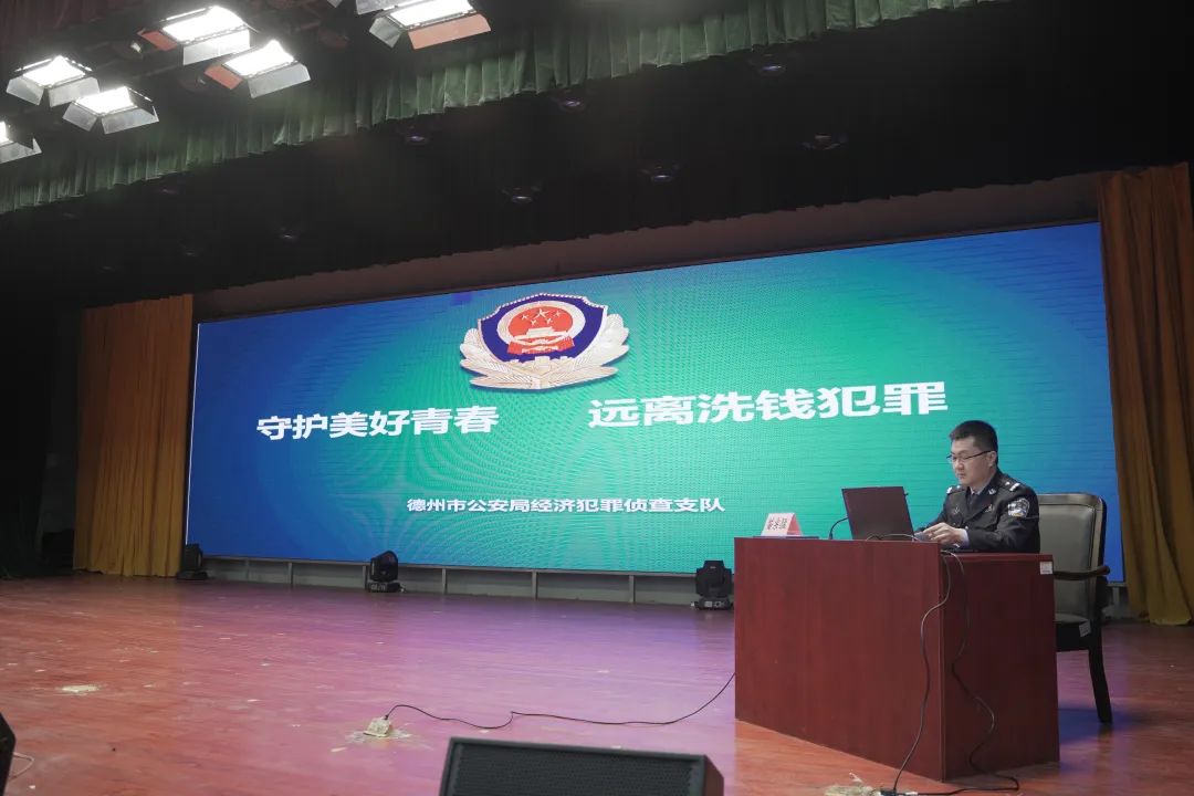 少妇被又大又粗又爽久久