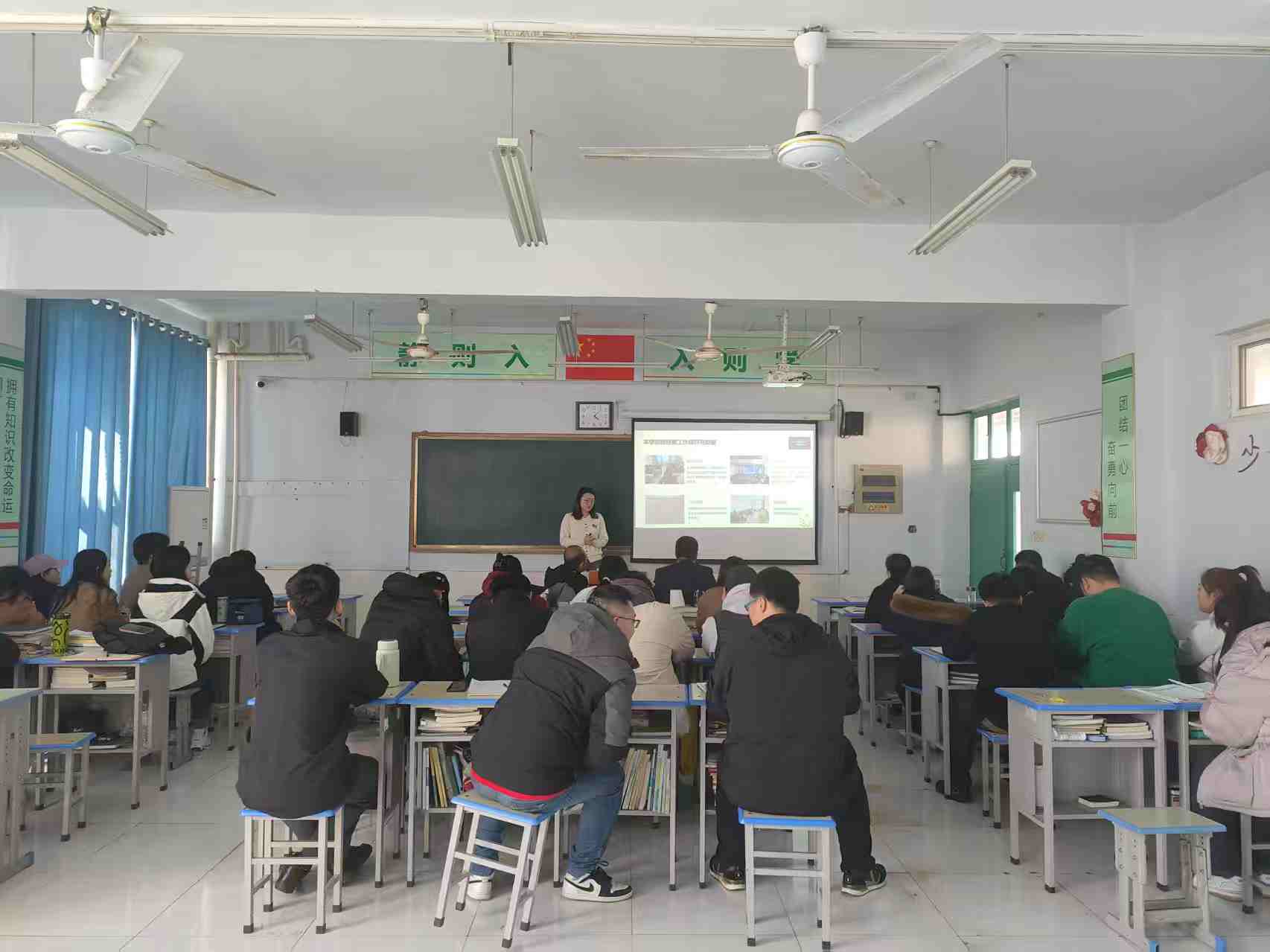 少妇被又大又粗又爽久久