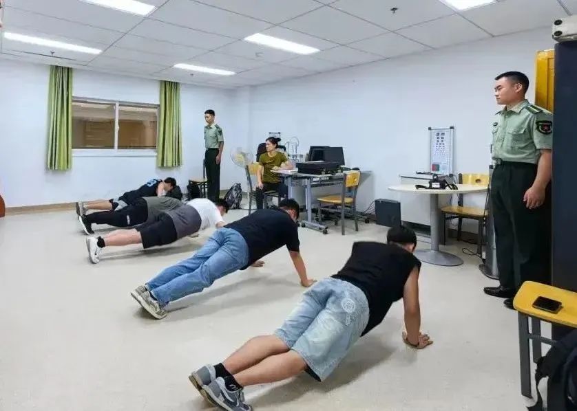 少妇被又大又粗又爽久久