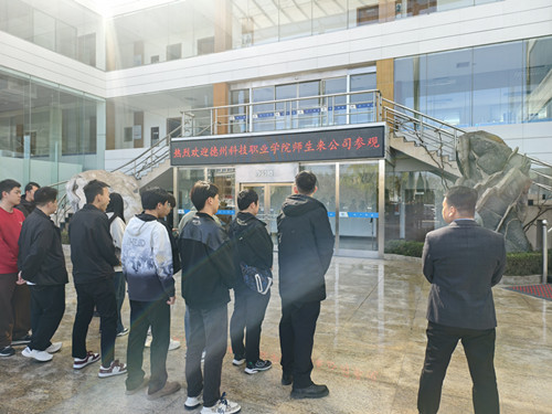 少妇被又大又粗又爽久久