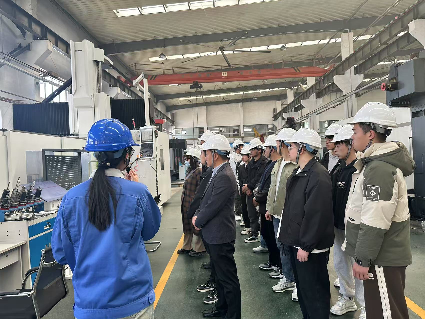 少妇被又大又粗又爽久久