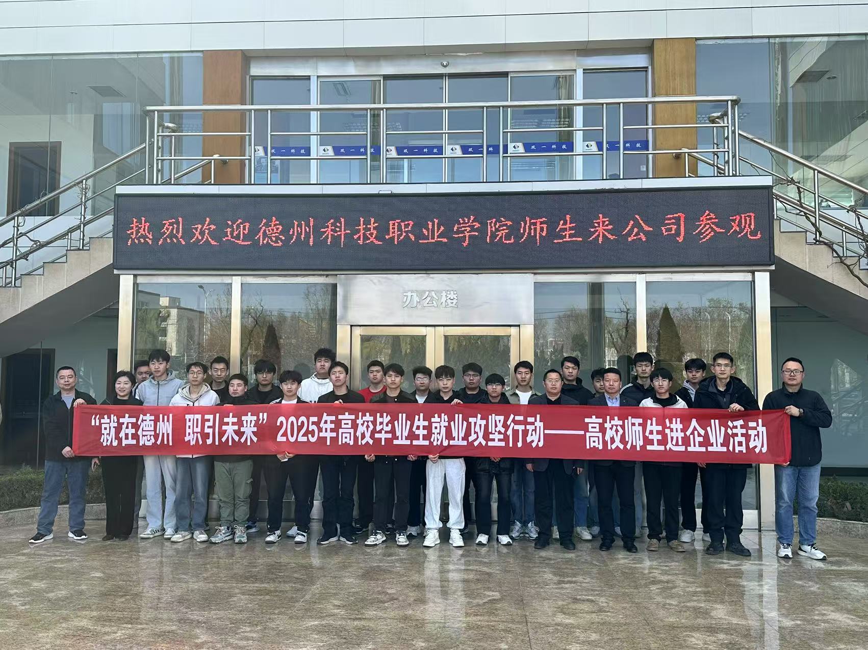 少妇被又大又粗又爽久久