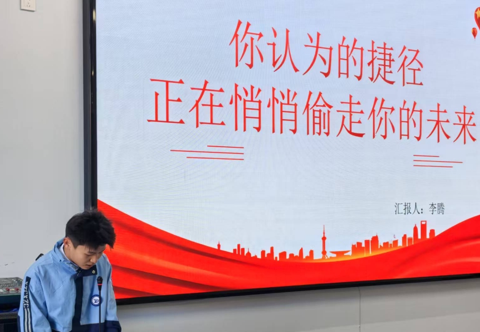 少妇被又大又粗又爽久久