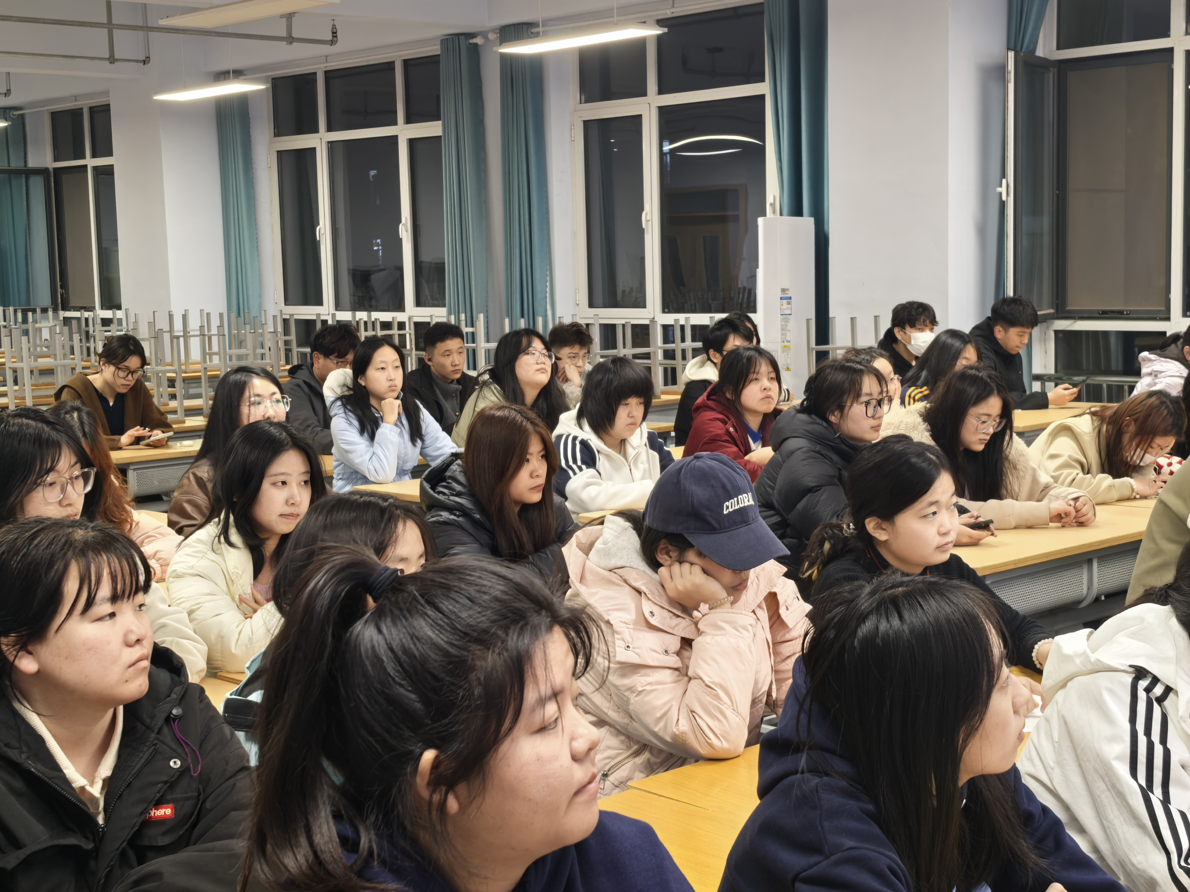 少妇被又大又粗又爽久久