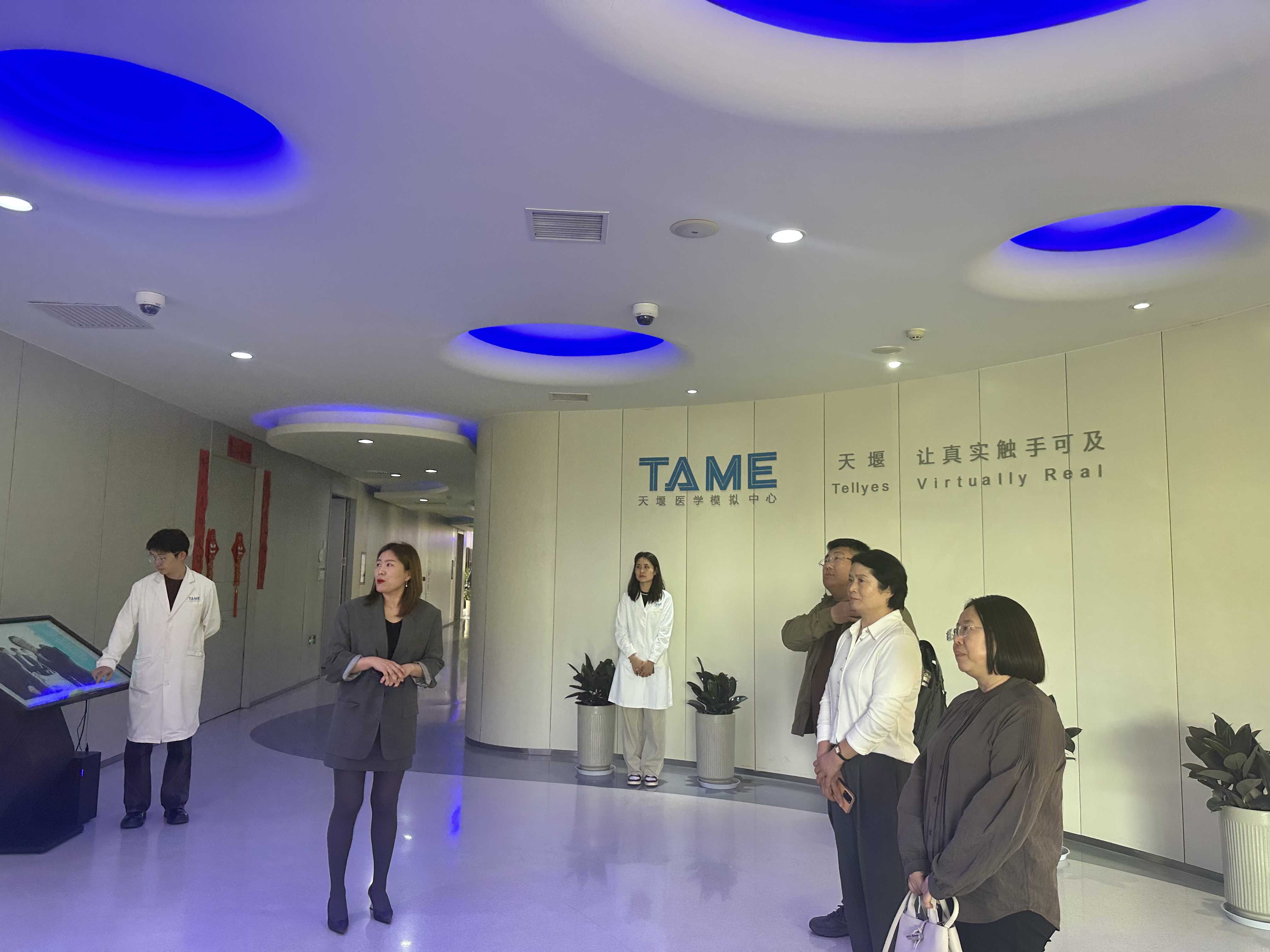 少妇被又大又粗又爽久久