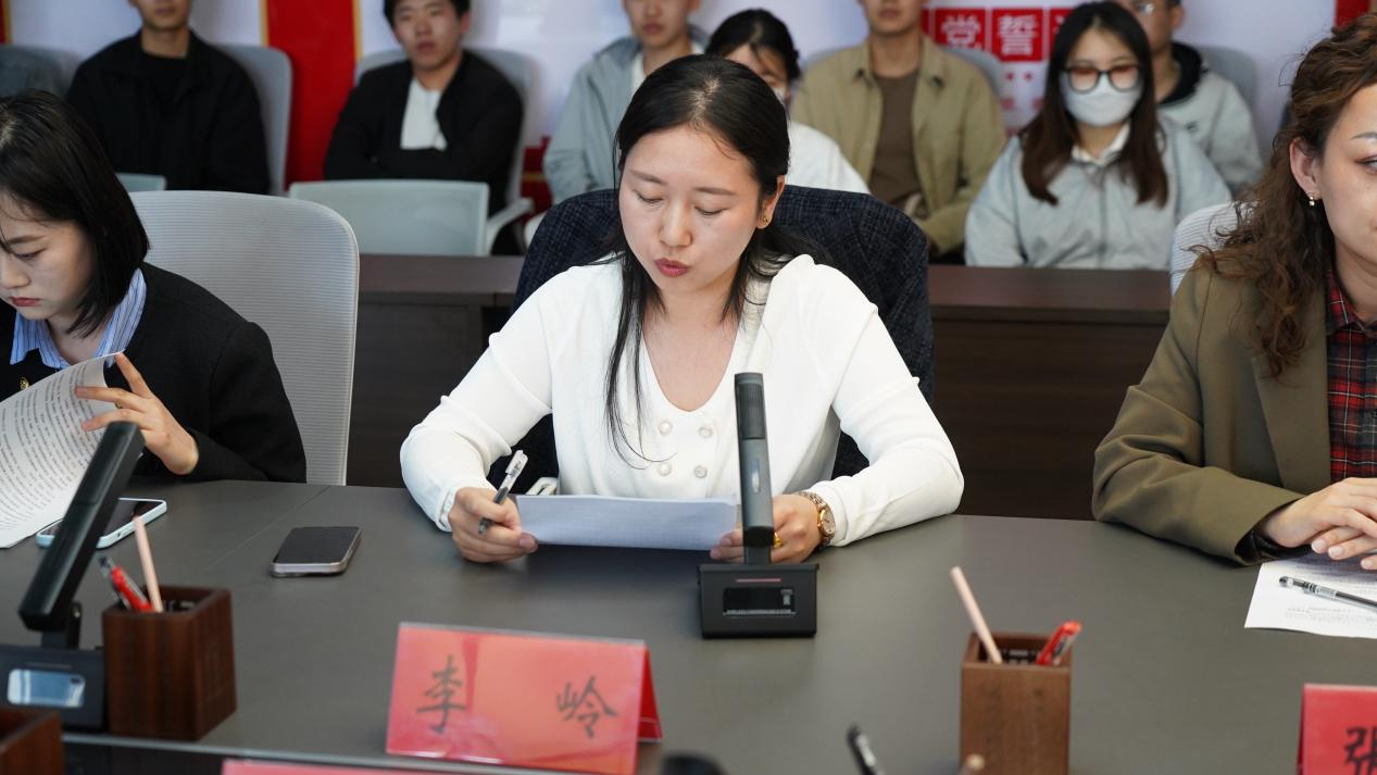 少妇被又大又粗又爽久久