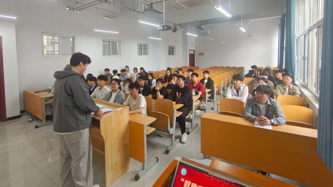 少妇被又大又粗又爽久久