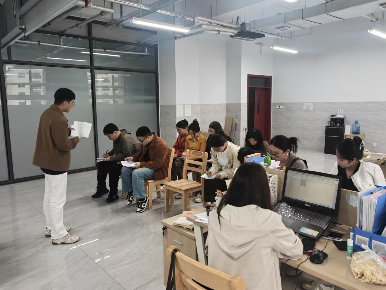 少妇被又大又粗又爽久久