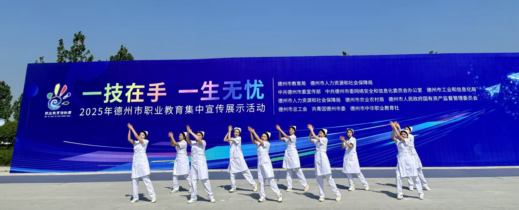 少妇被又大又粗又爽久久