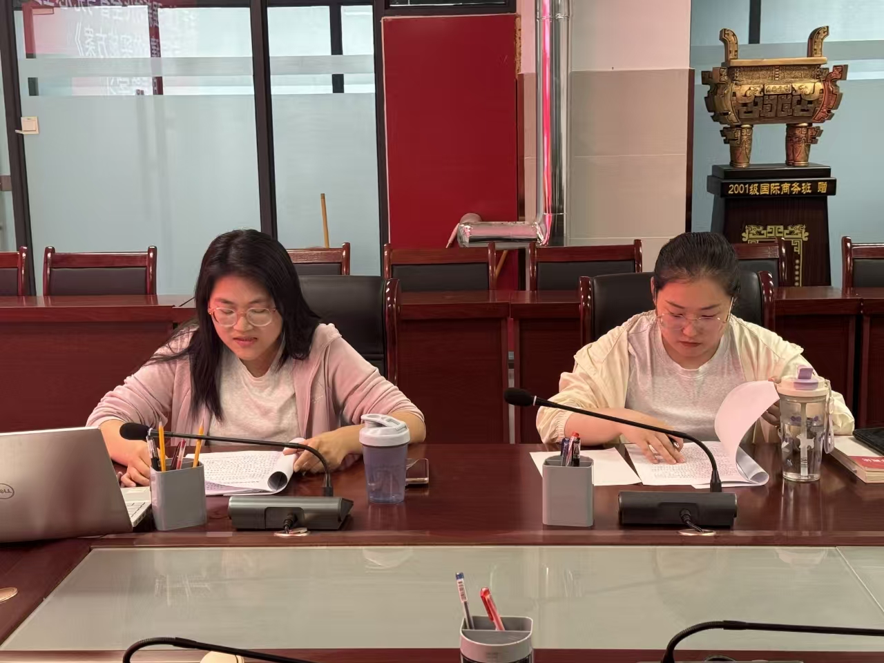 少妇被又大又粗又爽久久