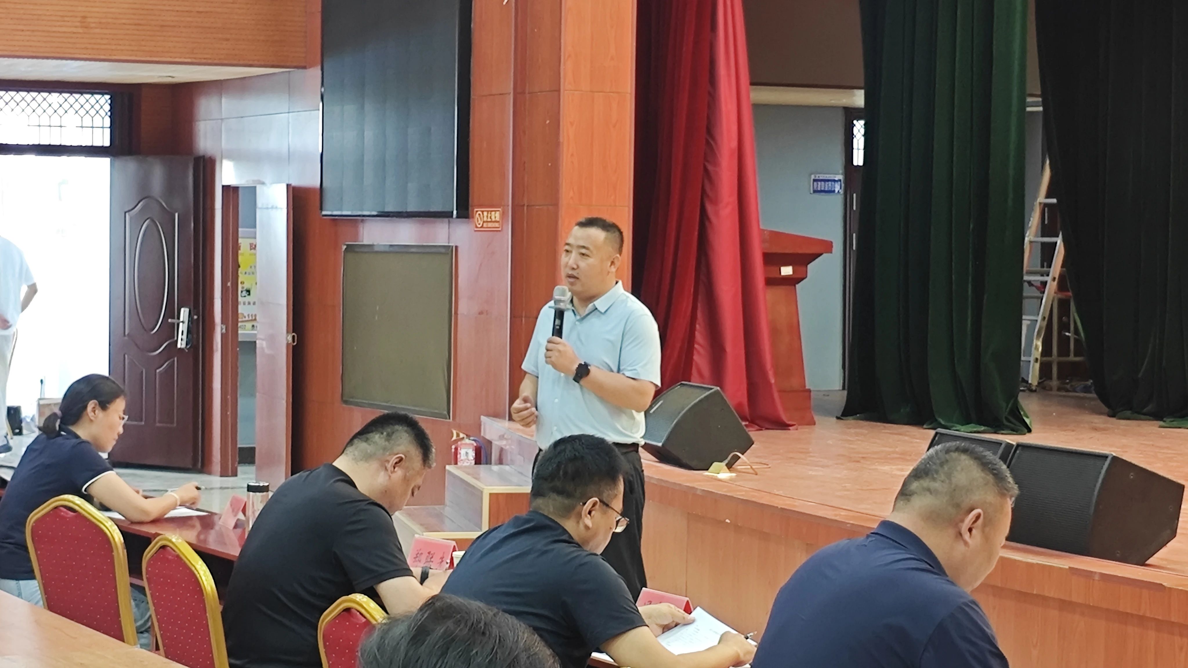 少妇被又大又粗又爽久久