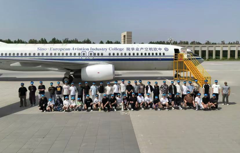 少妇被又大又粗又爽久久